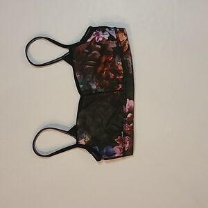 #248 LULULEMON tank size 6